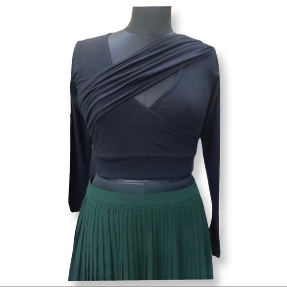 Elated forest green  skirt - Picture 2 of 4